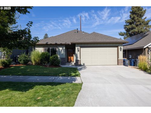 61194 Geary Dr, Bend, OR, 97702-2919 | Card Image
