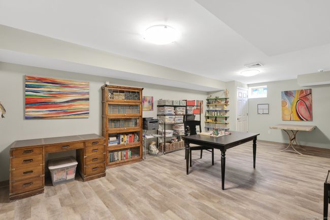 Lower Level Family Room | Image 32
