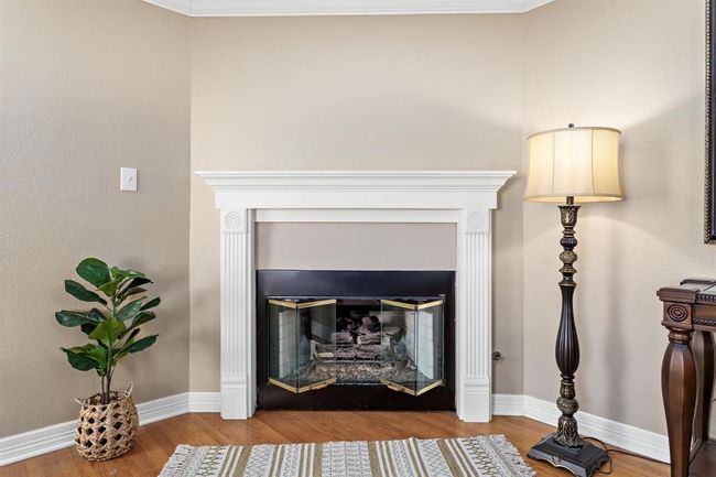 4859 Cleveland Ave, House other with 4 bedrooms, 3 bathrooms and 4 parking in Groves TX | Image 9