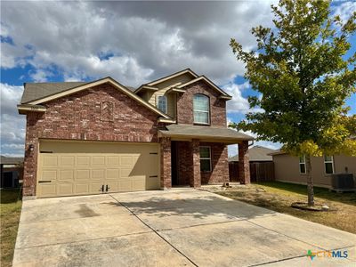 1008 Bromley Court, House other with 5 bedrooms, 3 bathrooms and null parking in Seguin TX | Image 2