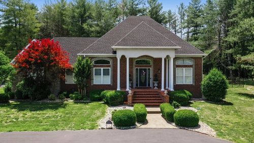 11 Whispering Pine Ln, Scottsville, KY, 42164-9263 | Card Image