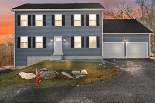 13-13 Pine Hill Way, Harvard, MA, 01451-1928 | Card Image