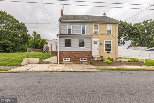 624 E Howard St, POTTSTOWN, PA, 19464-6220 | Card Image