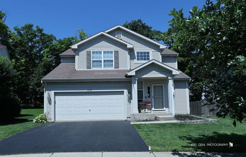 352 Cornerstone Dr, Volo, IL, 60020-3402 | Card Image