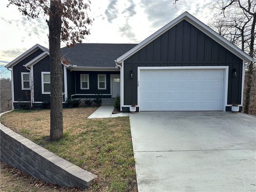 38 Ramsey Dr, Bella Vista, AR, 72714-2579 | Card Image