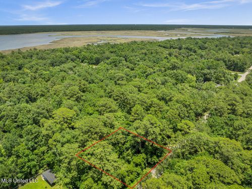 0 Center Dr, Ocean Springs, MS, 39564 | Card Image