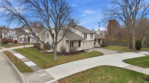 6126 Crofton Dr, Fort Wayne, IN, 46835-8708 | Card Image